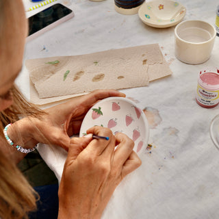 Pottery Workshop: Painting With Underglaze 6/19 & 6/28